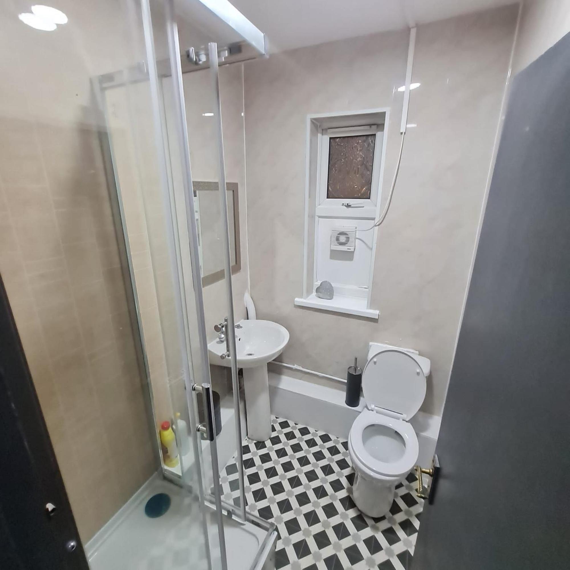 Colebert Avenue Apartment ลอนดอน ภายนอก รูปภาพ