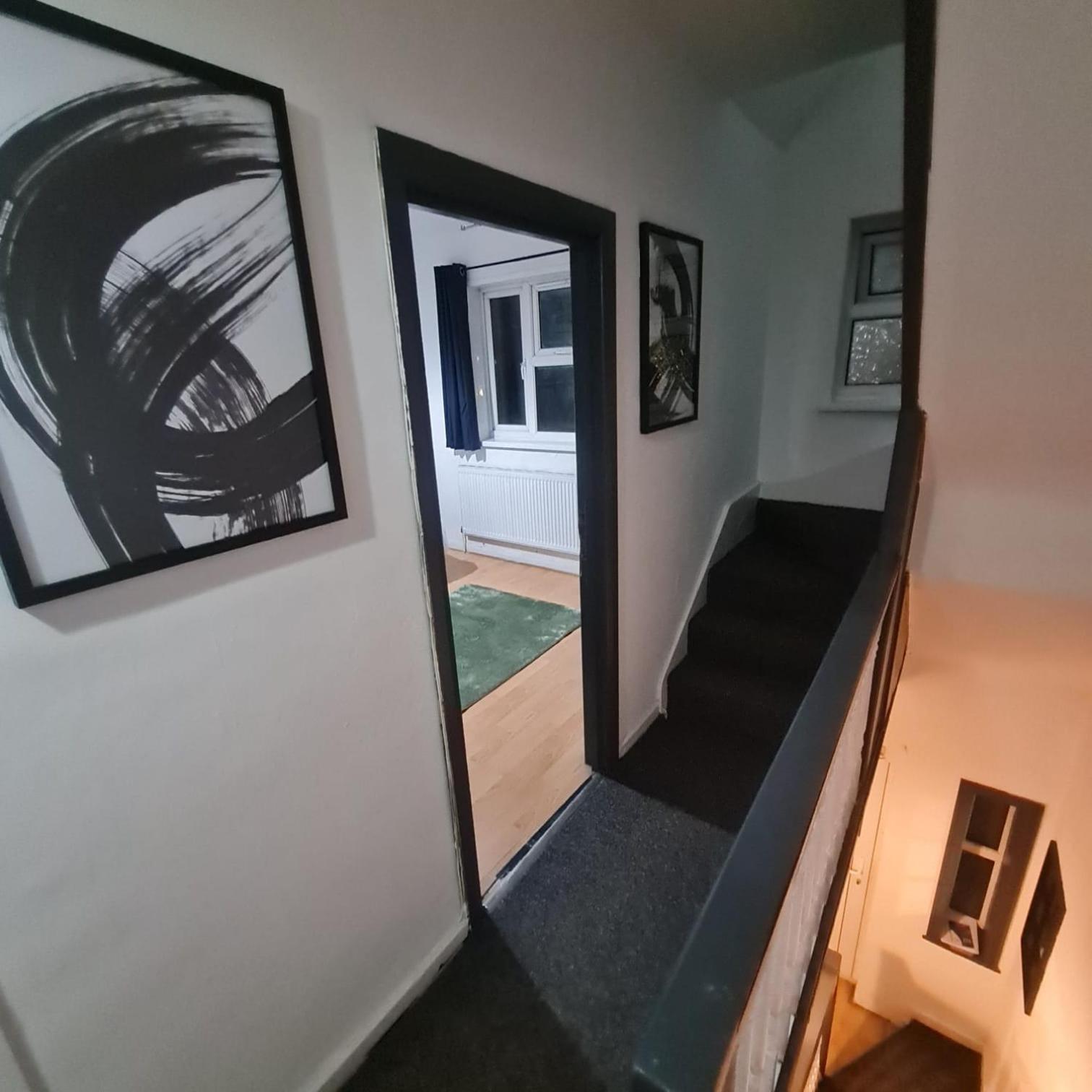 Colebert Avenue Apartment ลอนดอน ภายนอก รูปภาพ
