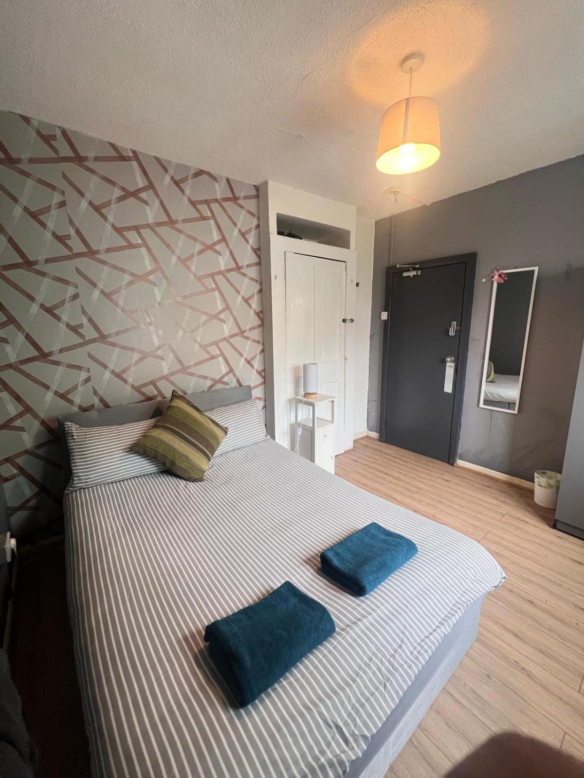 Colebert Avenue Apartment ลอนดอน ภายนอก รูปภาพ