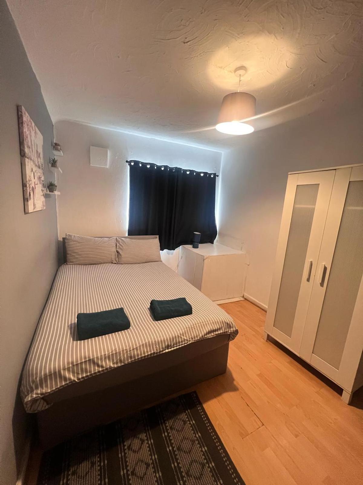 Colebert Avenue Apartment ลอนดอน ภายนอก รูปภาพ