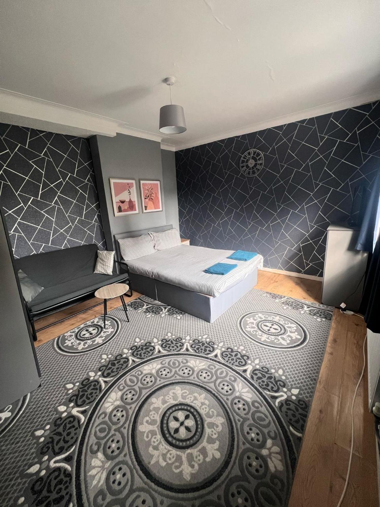 Colebert Avenue Apartment ลอนดอน ภายนอก รูปภาพ